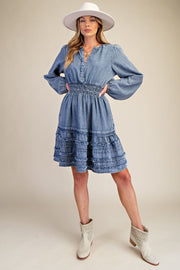 Easel Womens Fray Ruffle Bottom Washed Chambray Dress