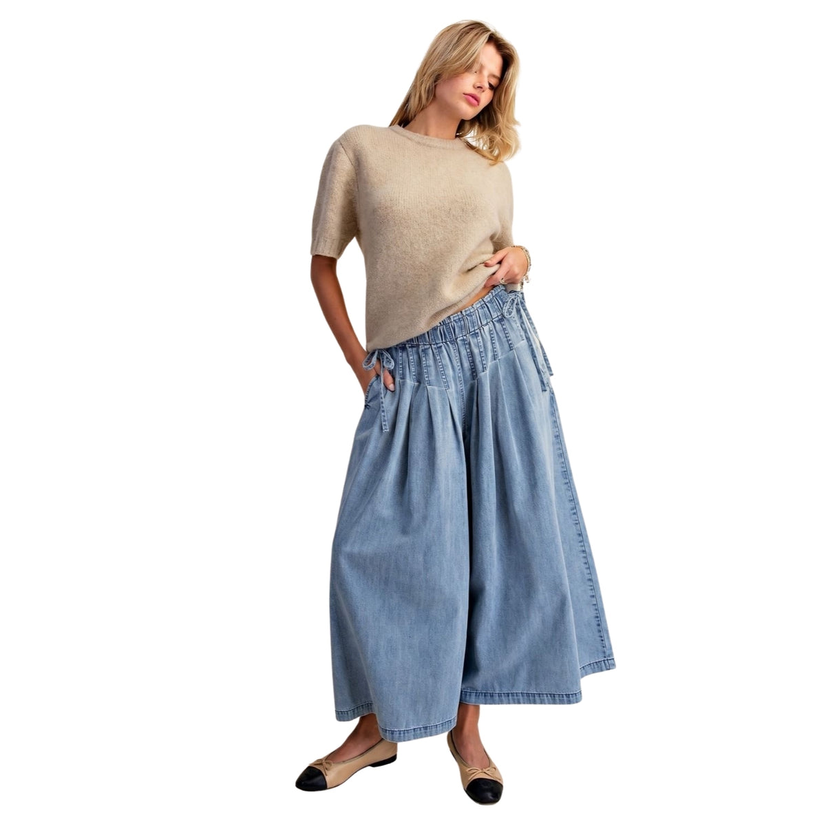 Easel Women's Pleated Wide Leg Cropped Denim Pants, Washed Denim