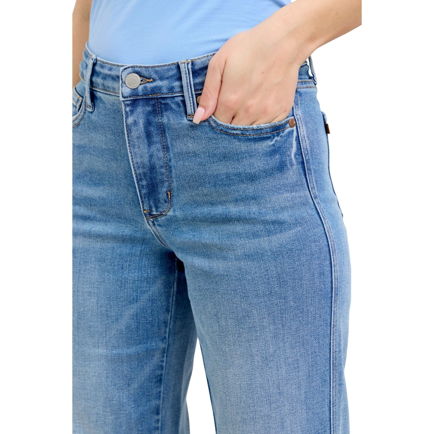 Judy Blue Womens Petite Tummy Control Vintage Wash Straight Jeans