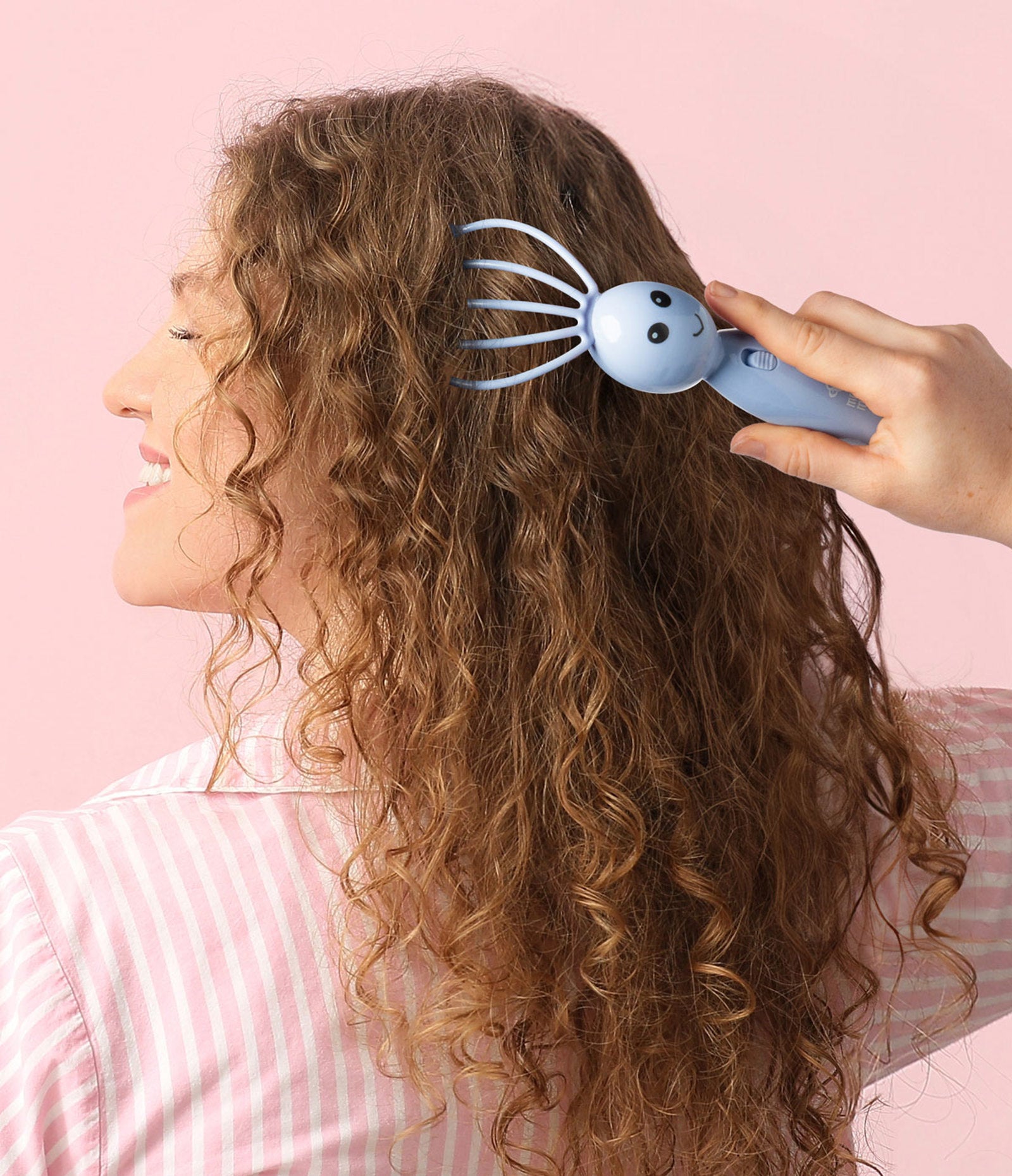 Modern Monkey Shrimp Scalpi Vibrating Head Massager- Battery Operated