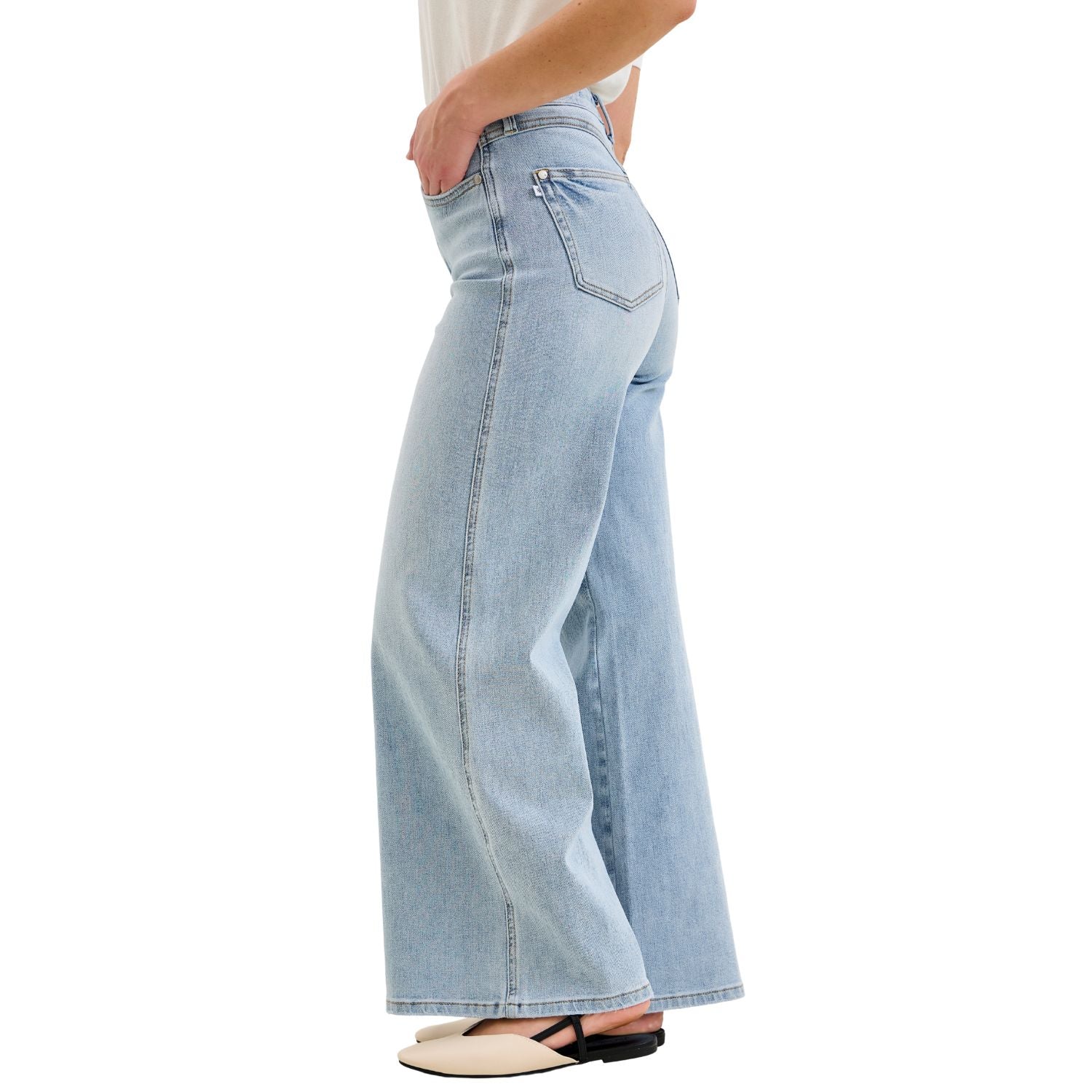 Judy Blue Womens Petite High Waist 90s Straight Leg Denim Jeans- Light Wash