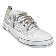 Very G Womens Aman Prints Lace Up Canvas Sneaker, White Silver