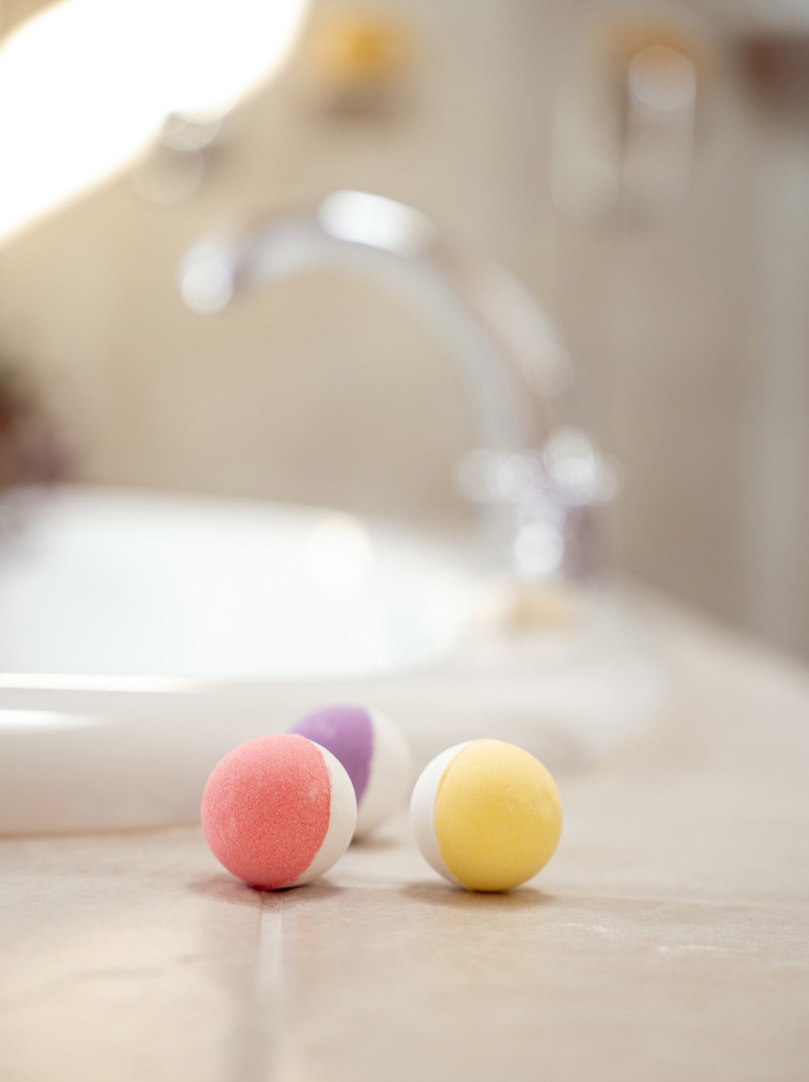 Lemon Lavender In a Fizzy Mini Bath Bombs 6 Pack Variety
