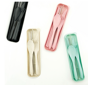 Krumbs Kitchen Against The Grain On-The-Go Wheat Straw Utensil Set