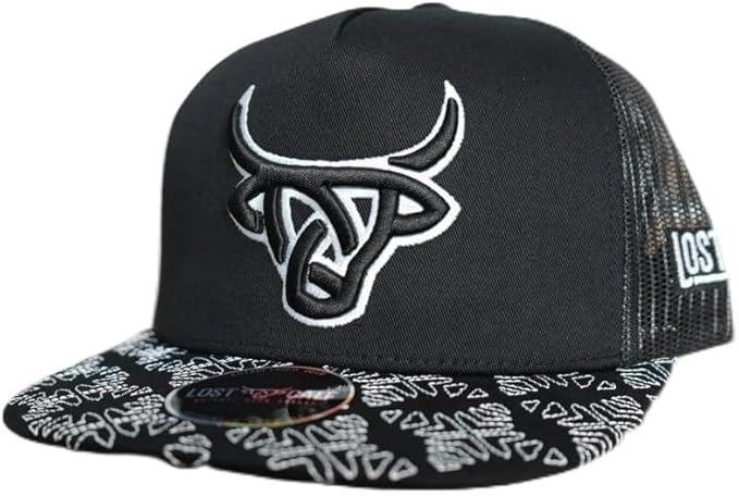 Lost Calf Mens Charu Flat Bill Adjustable Snapback Cap Hat, Black/White