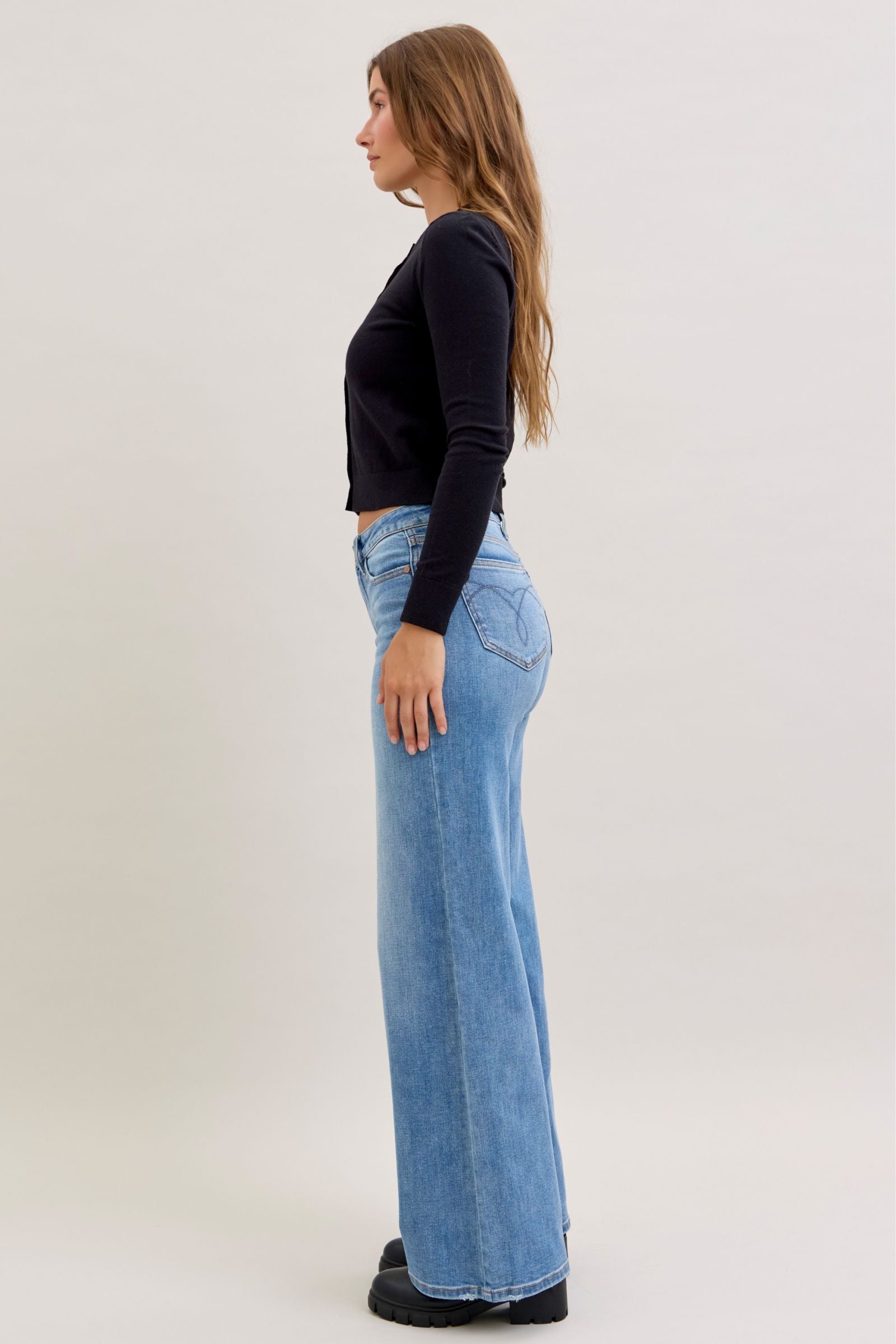 Judy Blue Womens Mid Rise Retro Wide Leg Jeans