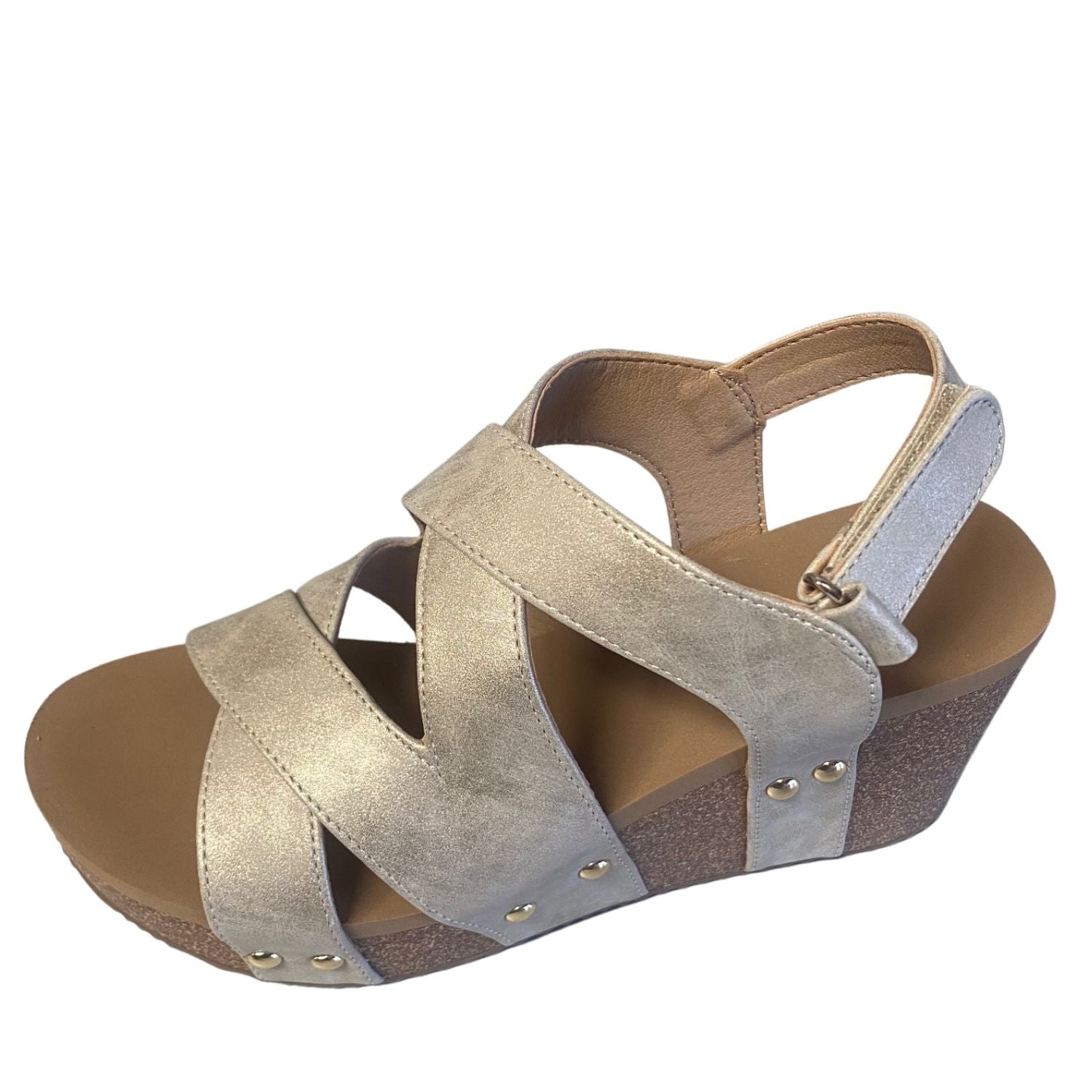 Volatile Womens Tory Faux Leather Wedge Sandal, Gold