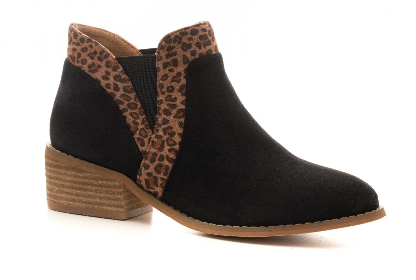 Corkys Boutique Womens Crisp Slip-on Sueded Ankle Bootie