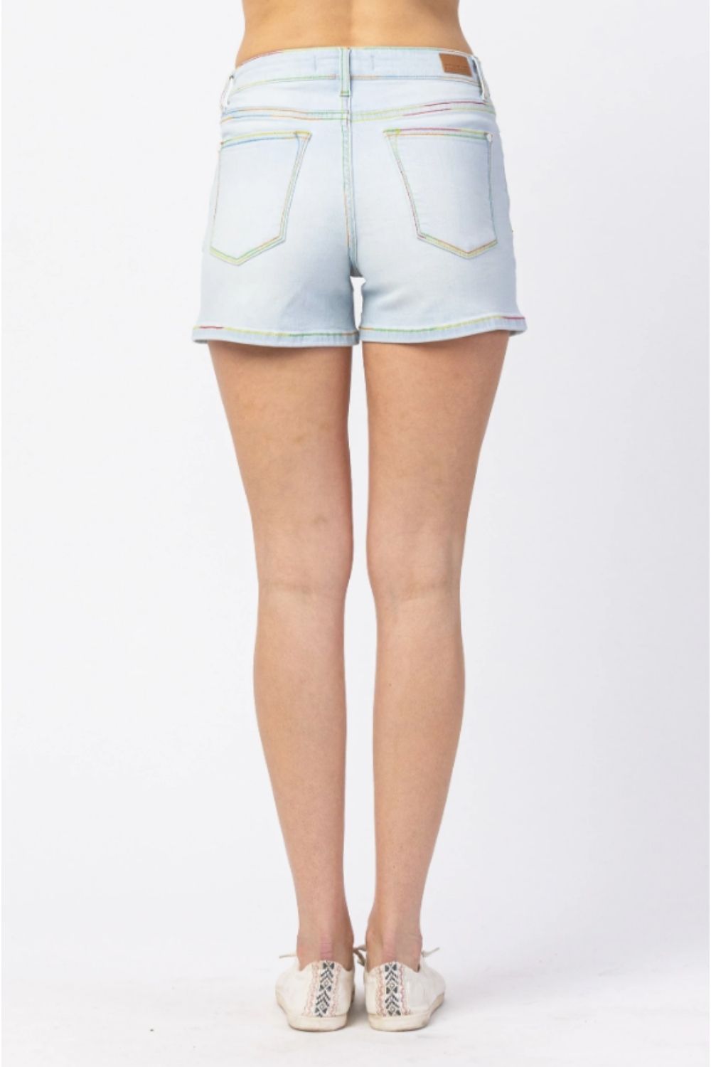 Judy Blue Womens Zoey Mid Rise Rainbow Thread Denim Shorts