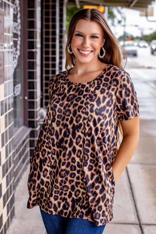 Lucky & Blessed Womens Straight Hem Relaxed Fit Scoop Neck Top