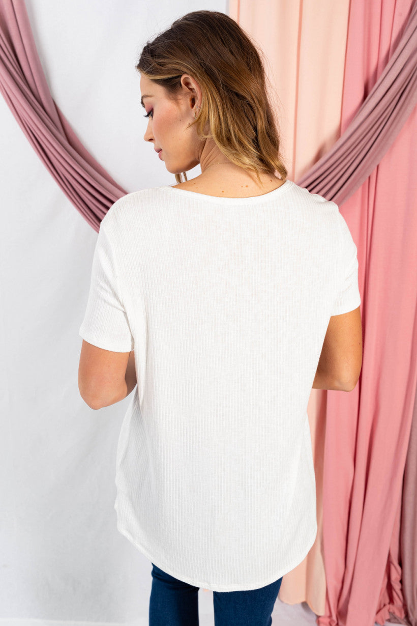 White Birch Womens Notched Neckline Short Sleeve Solid Knit Top