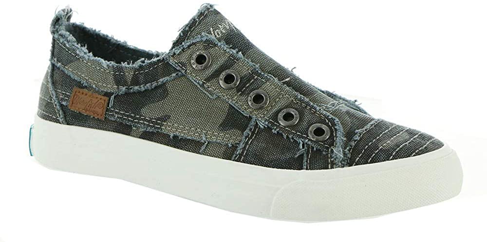 Blowfish Malibu Womens Play Slip On Fashion Sneaker