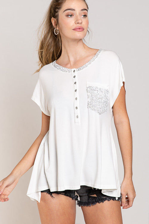POL Clothing Womens Flowy Sequins Top