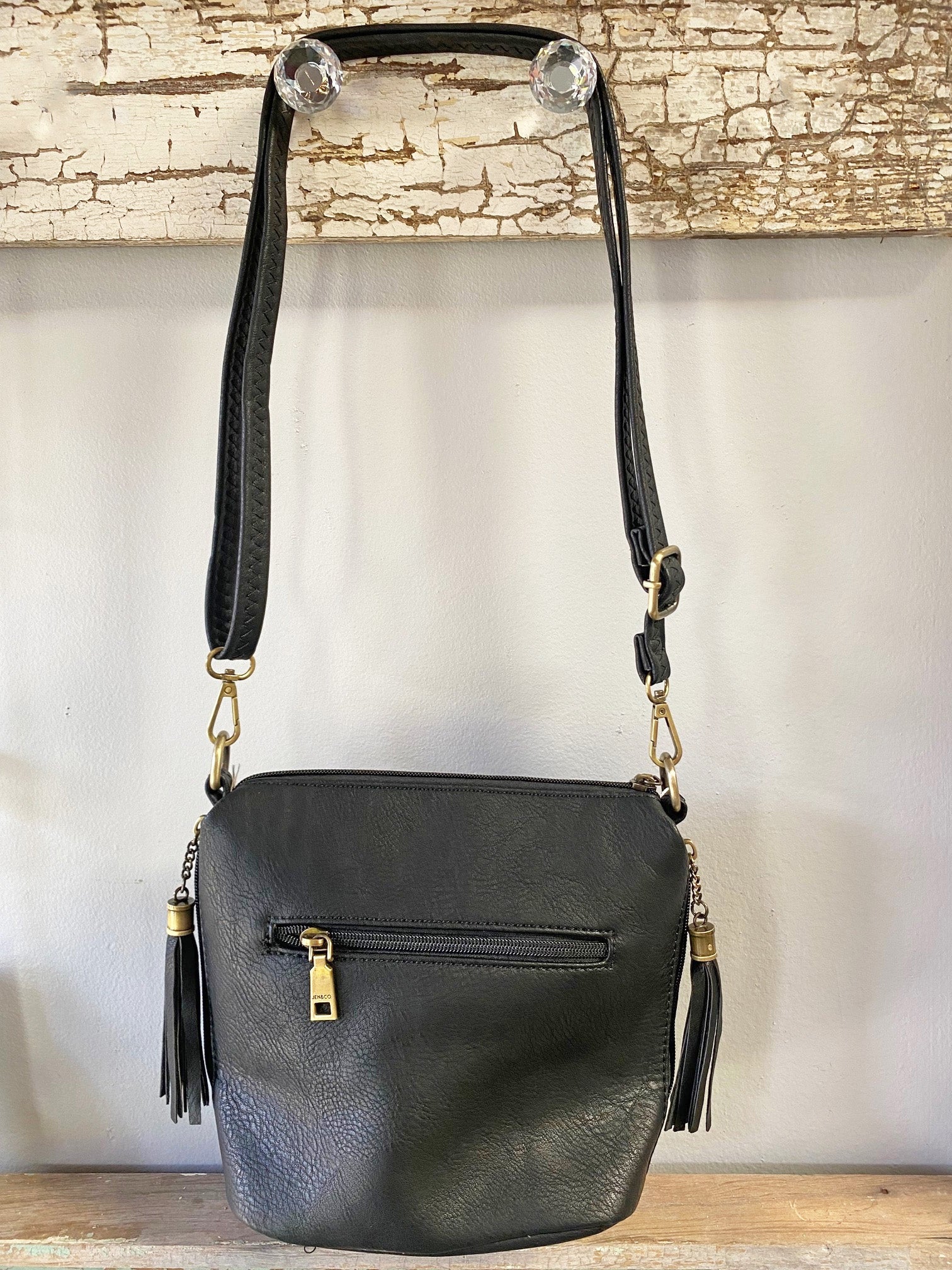 Jen & Co. Womens Dylan Vegan Leather Crossbody Concealed Carry Handbag