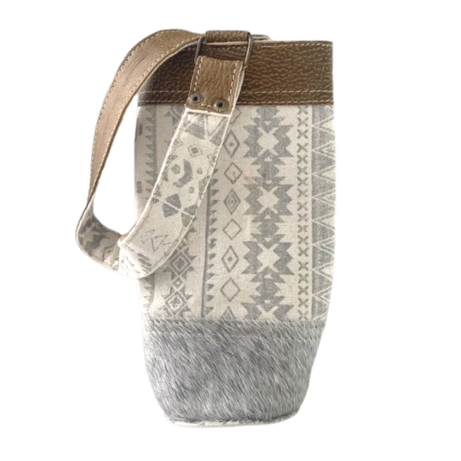 Myra Bag Wine Bottle Bag Holder, Graceful