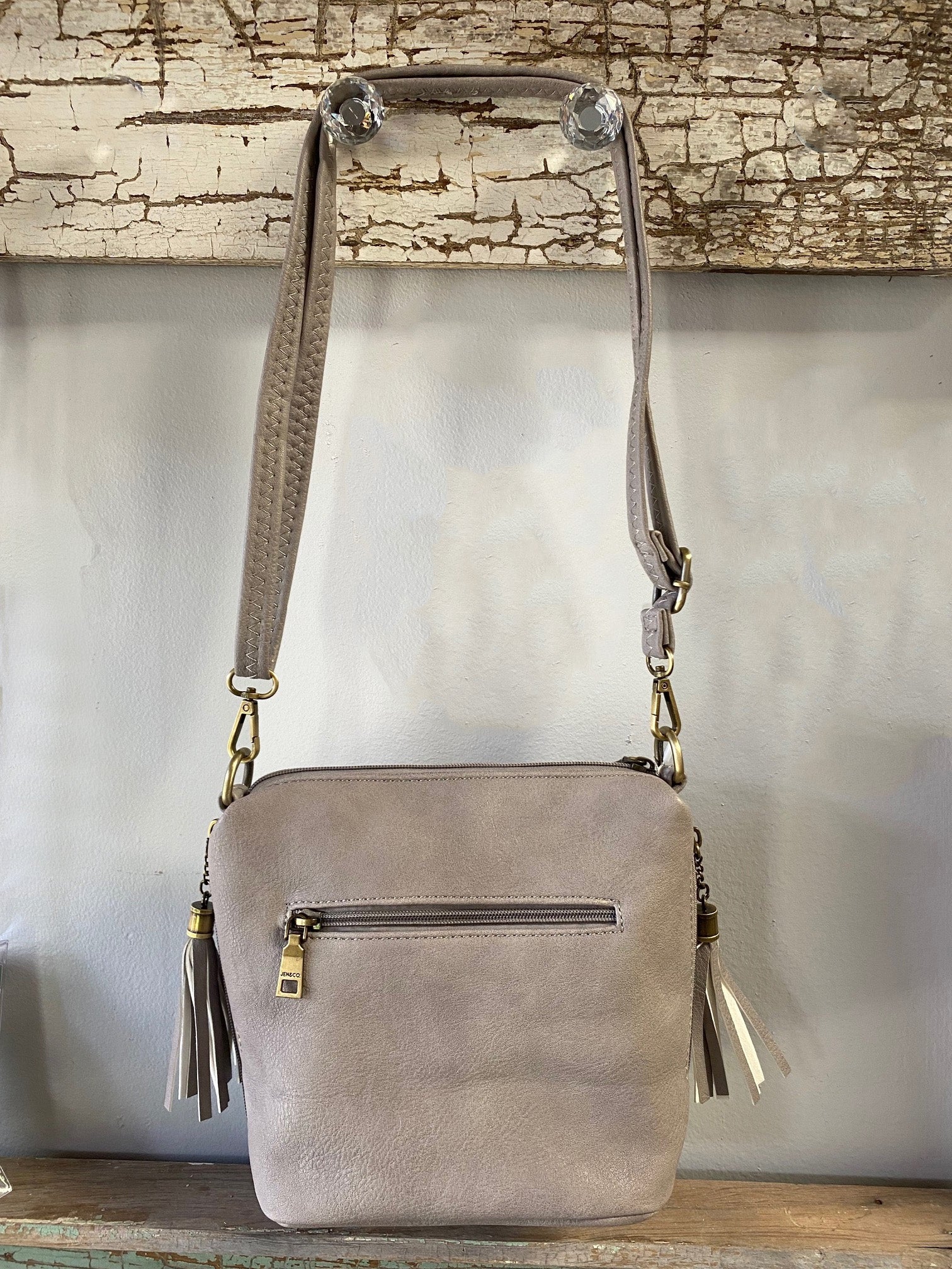 Jen & Co. Womens Dylan Vegan Leather Crossbody Concealed Carry Handbag