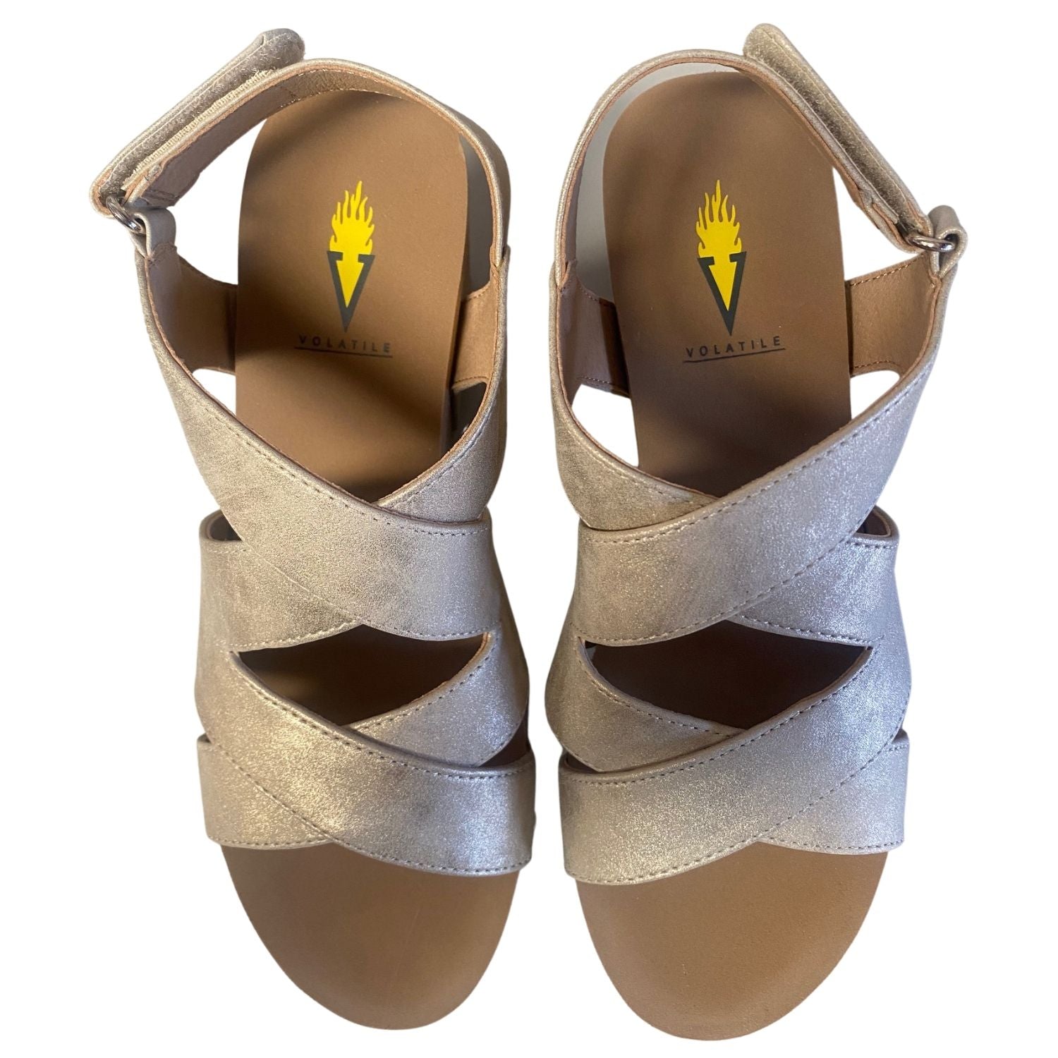 Volatile Womens Tory Faux Leather Wedge Sandal, Gold