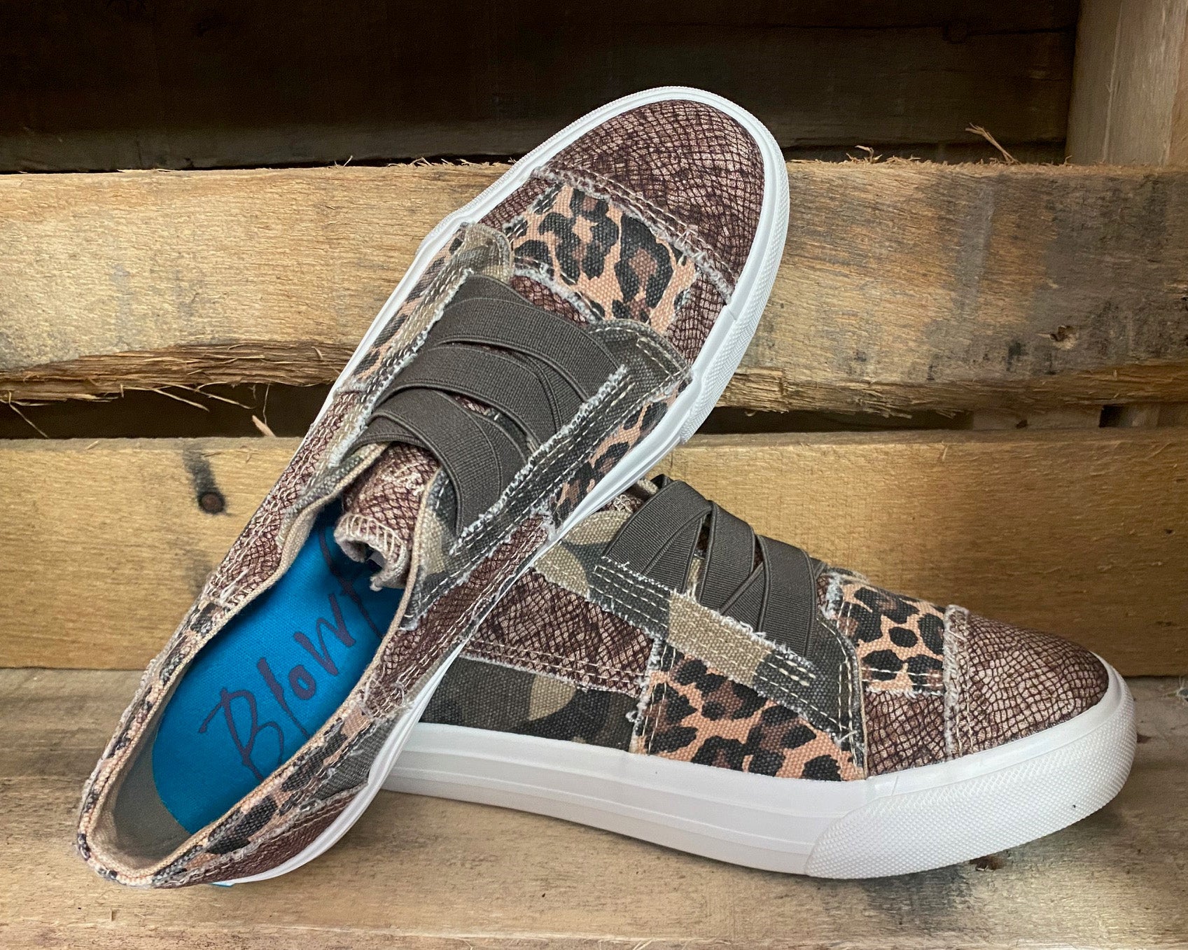 Blowfish Malibu Womens Marley Slip On Sneaker