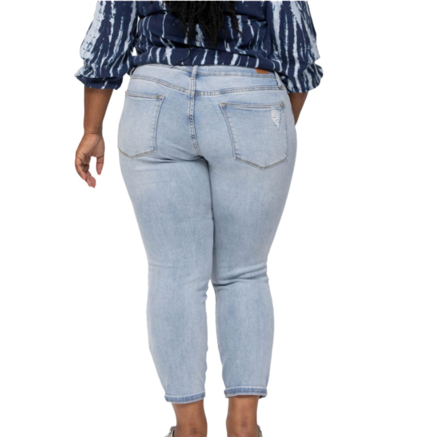 Judy Blue Womens Mid-Rise Destroyed Boyfriend Fit Jeans, Light Wash