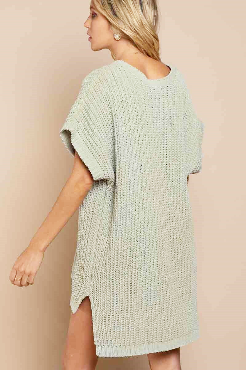 POL Clothing Womens Short Sleeve V-Neckline Knit Sweater