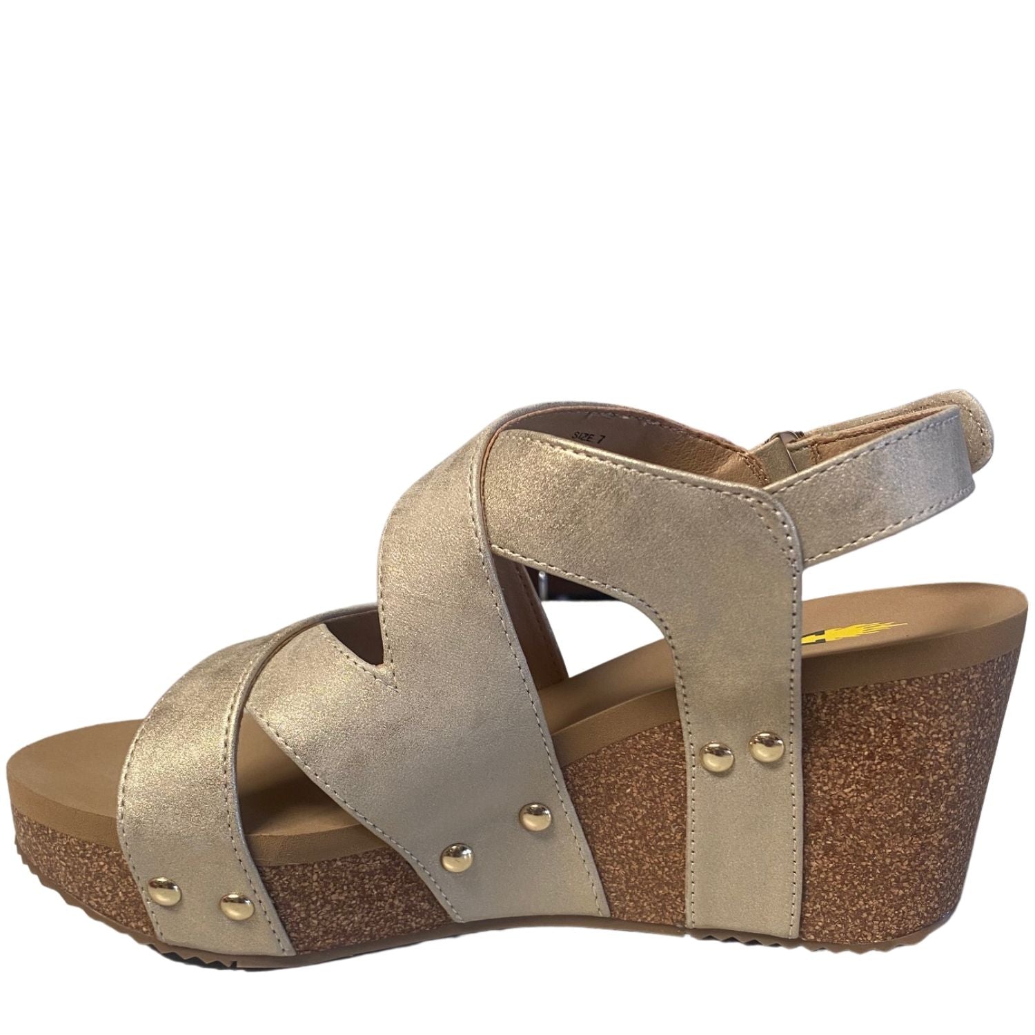 Volatile Womens Tory Faux Leather Wedge Sandal, Gold