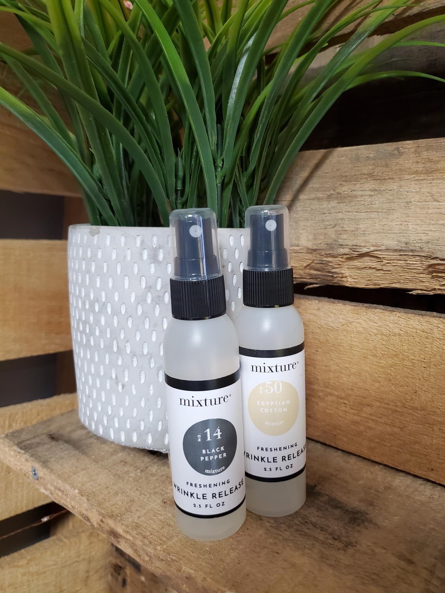 Mixture Travel Size Wrinkle Release Spray, 2.5 oz