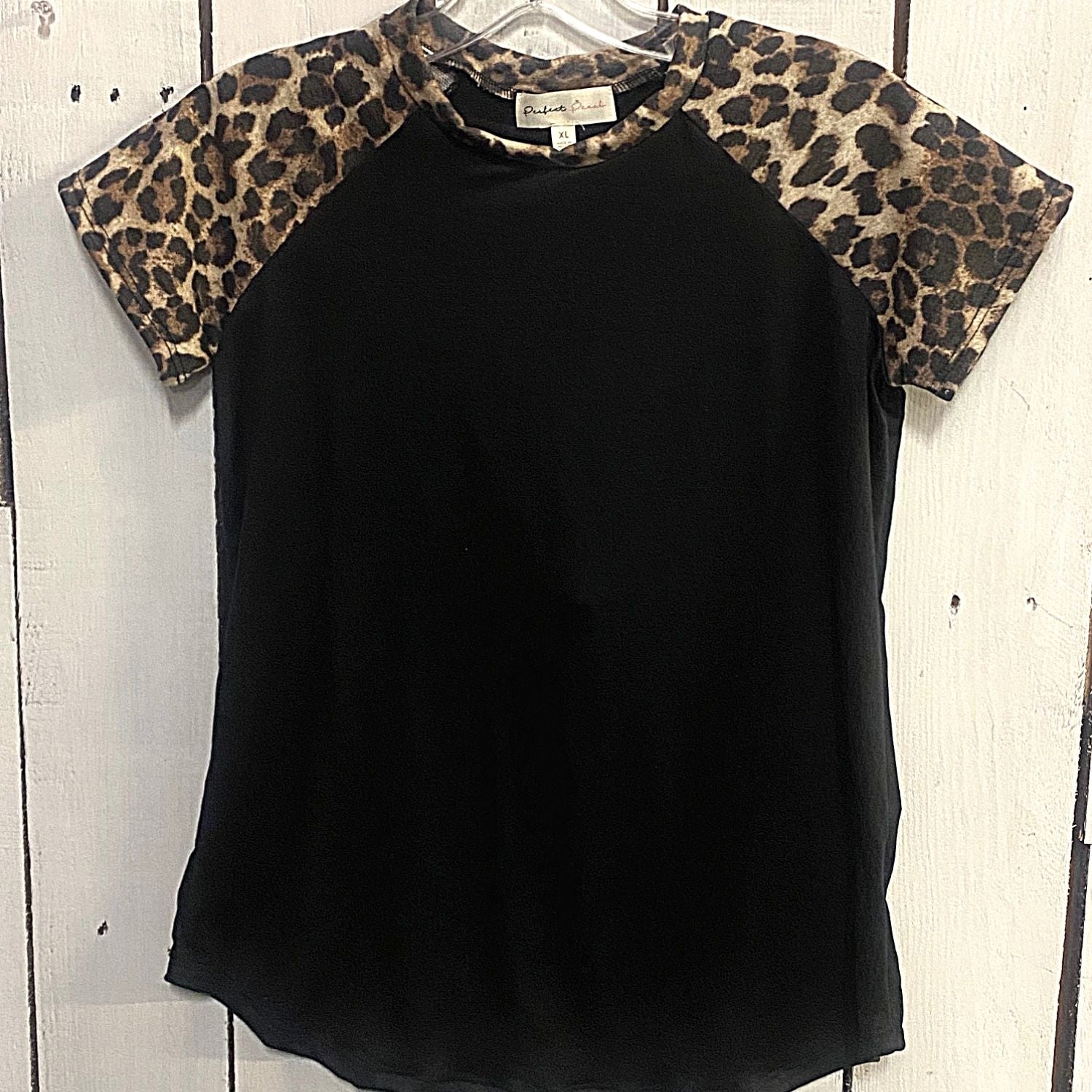 Girls Short Sleeve Crew Neck Top, Black Leopard Print