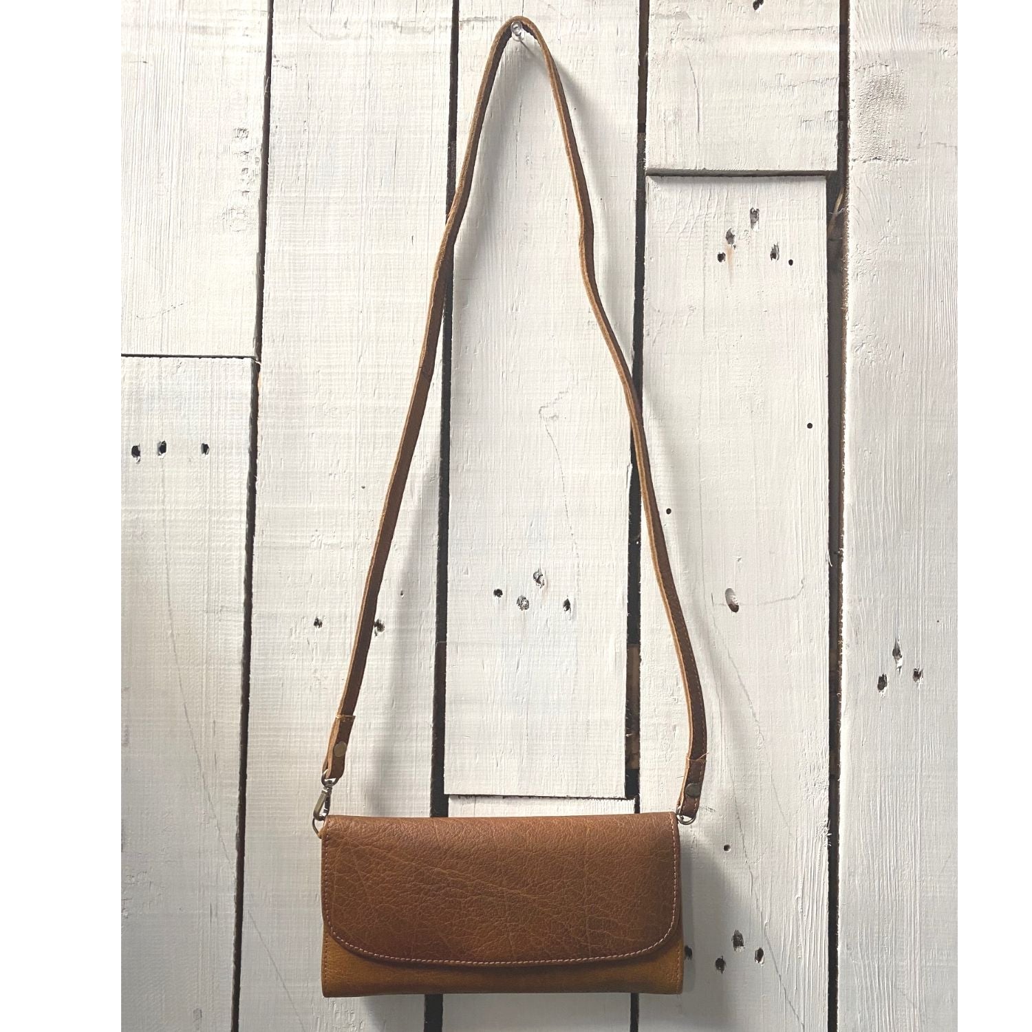 American Darling Womens Leather Removable Strap Crossbody Wallet